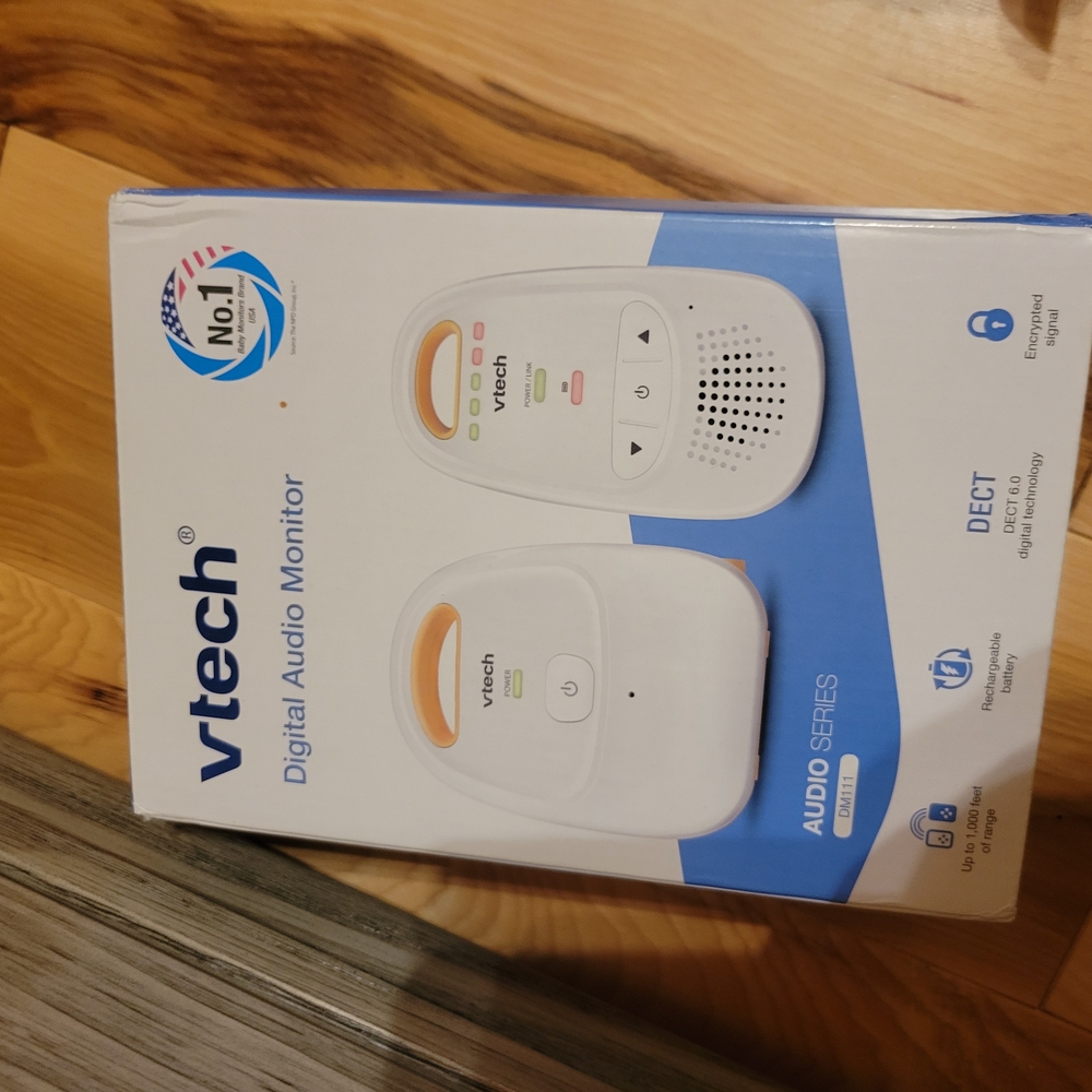 White Digital Audio Monitor